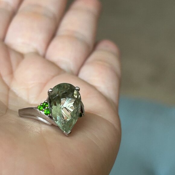 Pear Shaped Prasiolite Ring - Picture 7 of 10